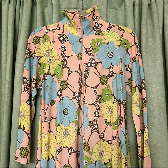 🌸 Vintage Floral Maxi Dress 🌸 - Picture 3 of 5